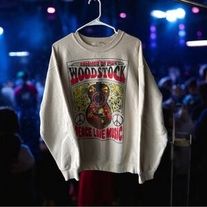 Woodstock Graphic Beige Sweatshirt
